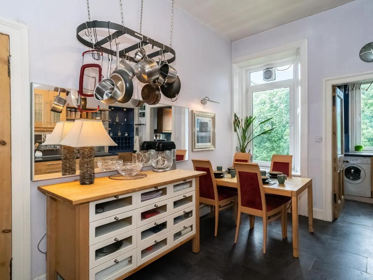Apartmán Pass The Keys Quiet 2Beds Flat With High Ceilings And Great Views Edinburgh