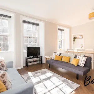 Bright New Town 2br-1ba, 1 Min To George St By Bonjour Residences Edinburgh