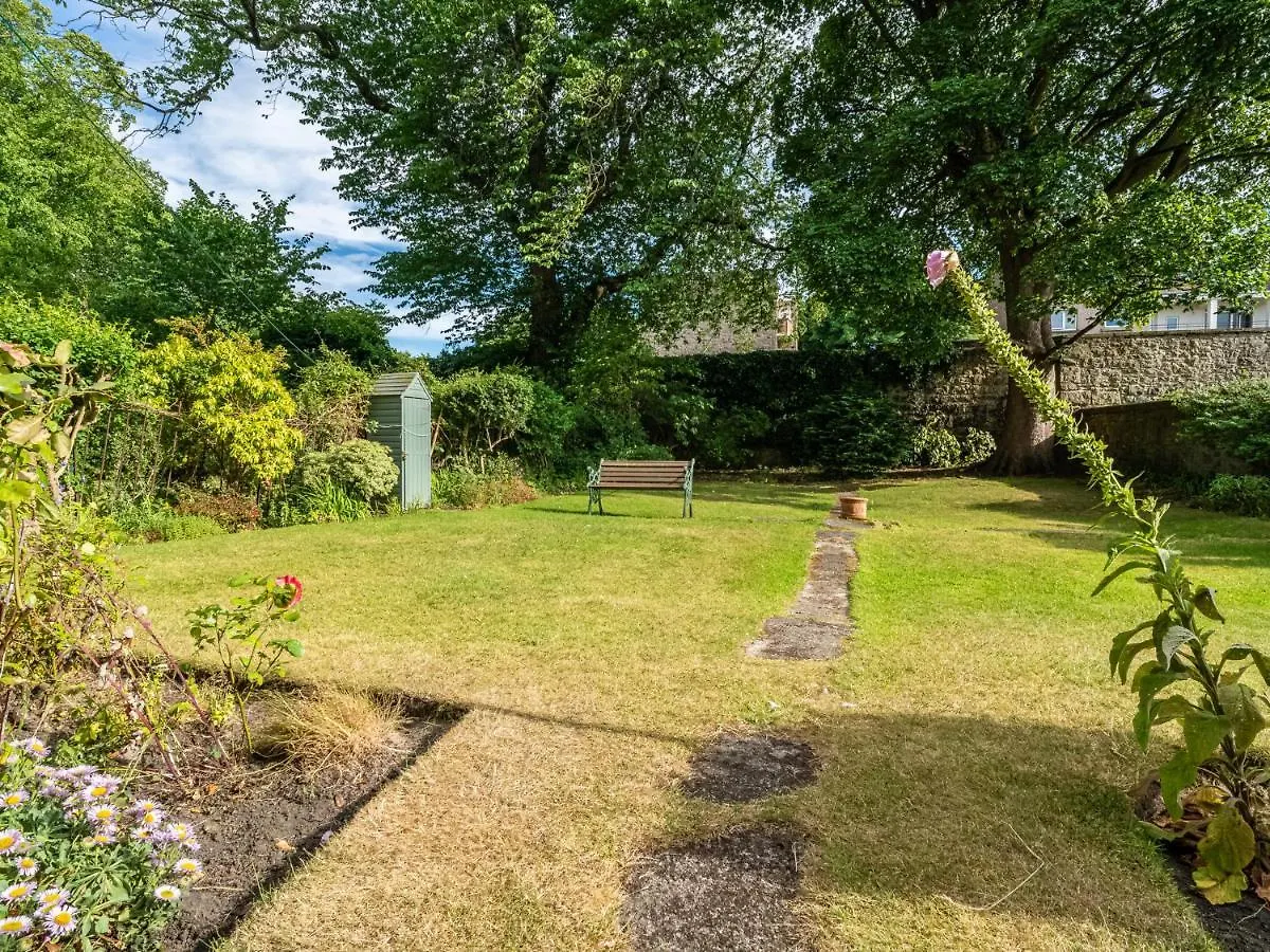 Pass The Keys Quiet 2Beds Flat With High Ceilings And Great Views Apartment Edinburgh